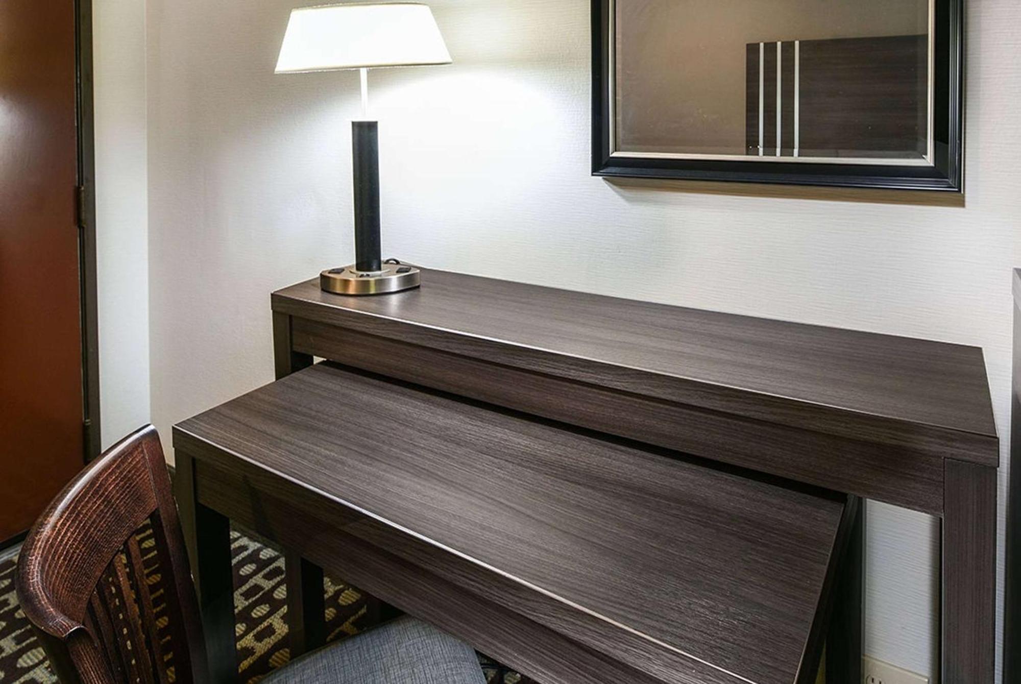 Travelodge By Wyndham Commerce Los Angeles Area Zewnętrze zdjęcie
